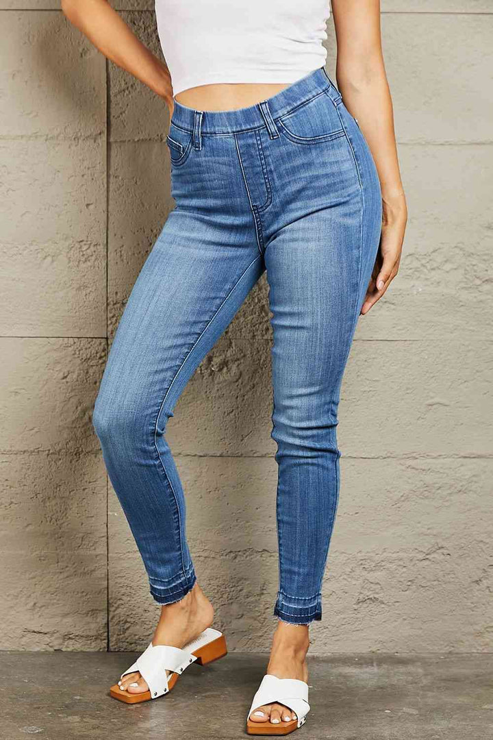 Judy Blue Janavie Full Size High Waisted Pull On Skinny Jeans | 1mrk.com