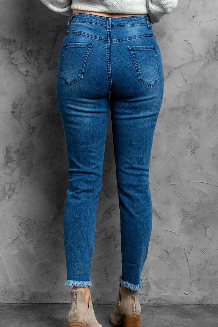 Stylish Distressed Cropped Jeans | 1mrk.com