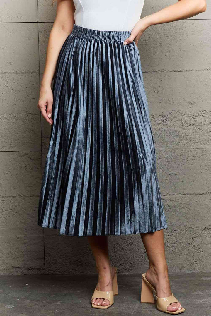 Ninexis Accordion Pleated Flowy Midi Skirt |1mrk.com