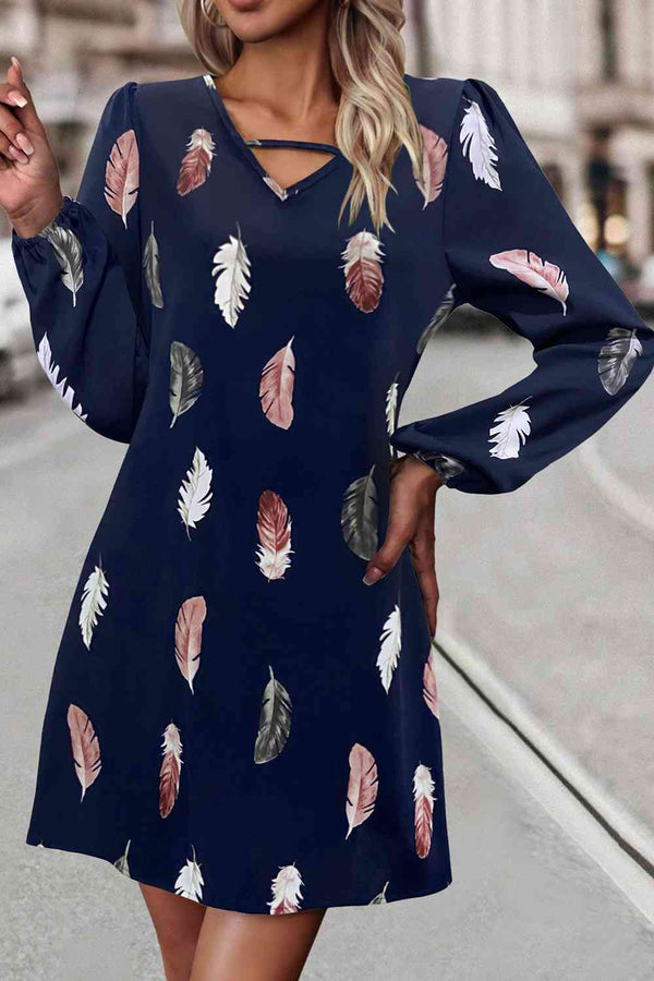 Feather Print V-Neck Dress |1mrk.com