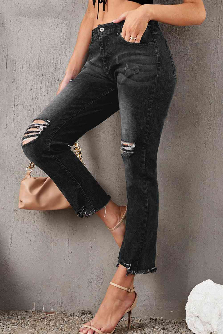 Stylish Distressed Cropped Jeans | 1mrk.com