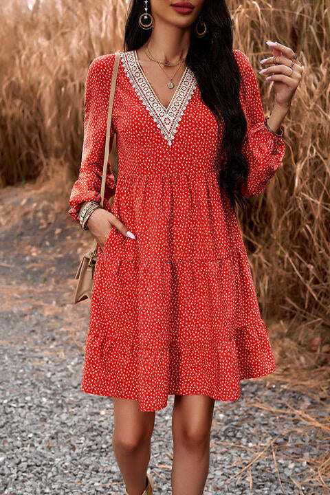 Lace Trim V-Neck Long Sleeve Dress |1mrk.com