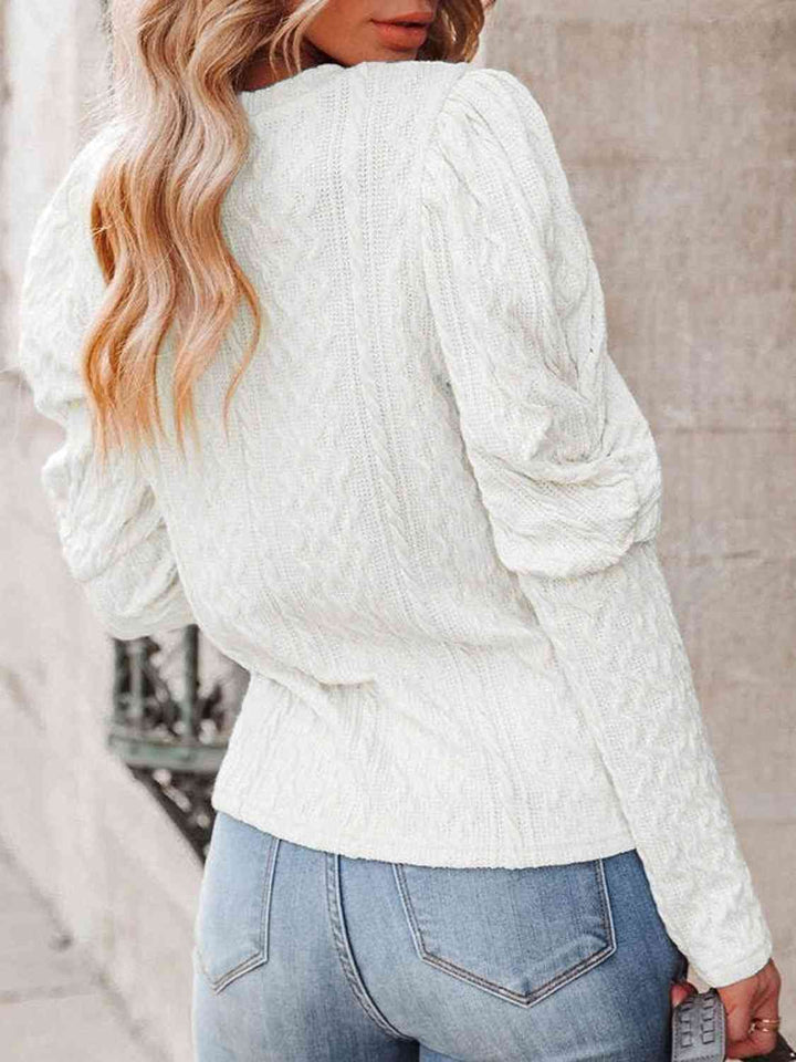 Round Neck Puff Sleeve Knit Top | 1mrk.com