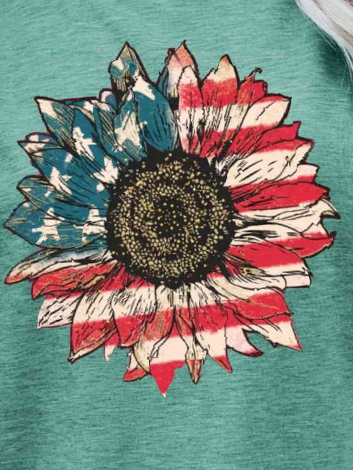 US Flag Flower Graphic Tee | 1mrk.com