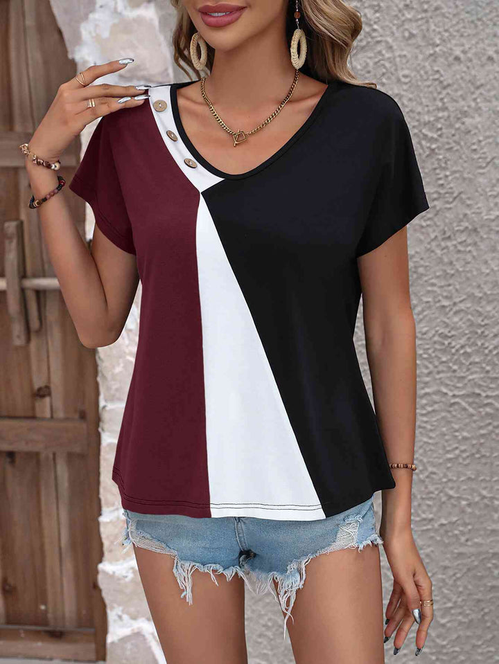 Color Block Decorative Button V-Neck Tee | 1mrk.com