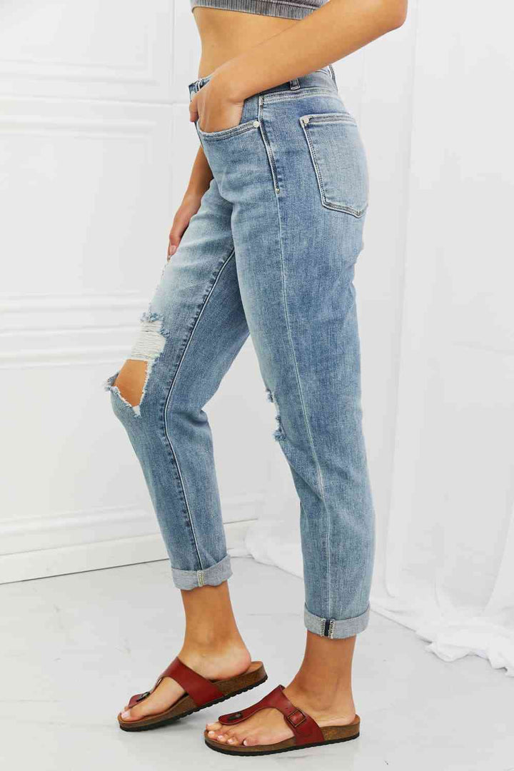 Judy Blue Malia Full Size Mid Rise Boyfriend Jeans | 1mrk.com