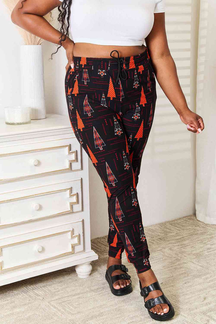 Leggings Depot Full Size Holiday Tree Print Joggers |1mrk.com