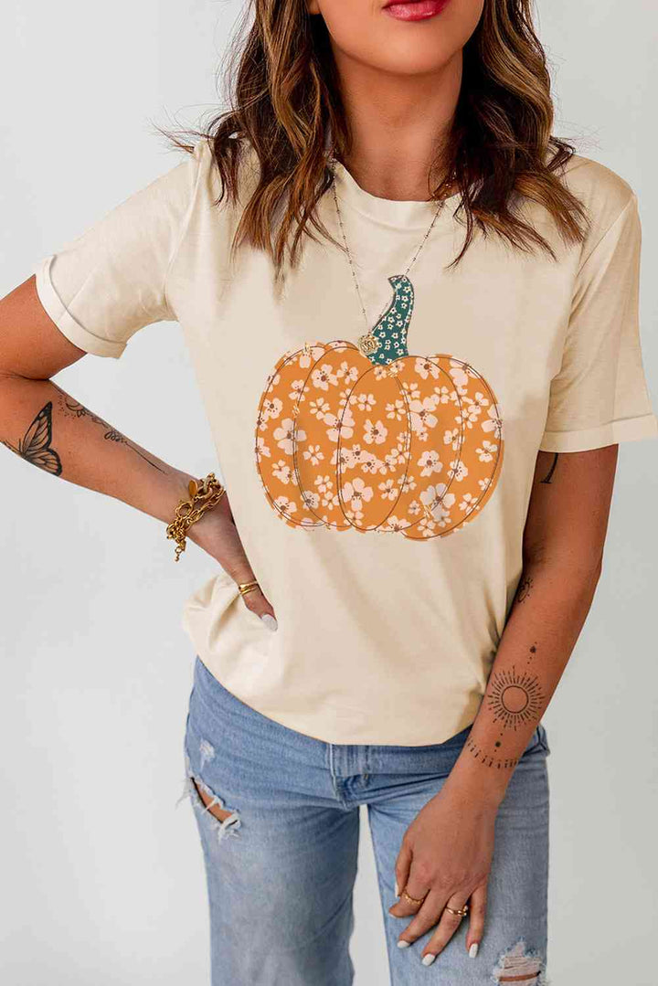 Pumpkin Graphic Round Neck Cuffed T-Shirt | 1mrk.com