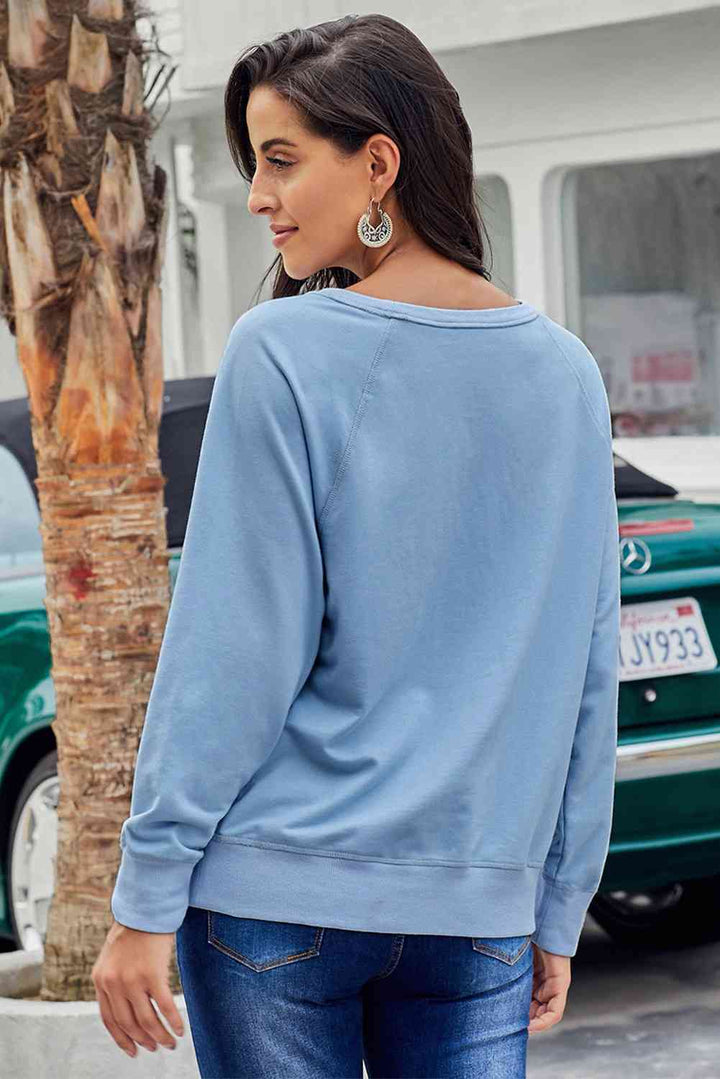 Round Neck Raglan Sleeve Exposed Seam Sweatshirt |1mrk.com