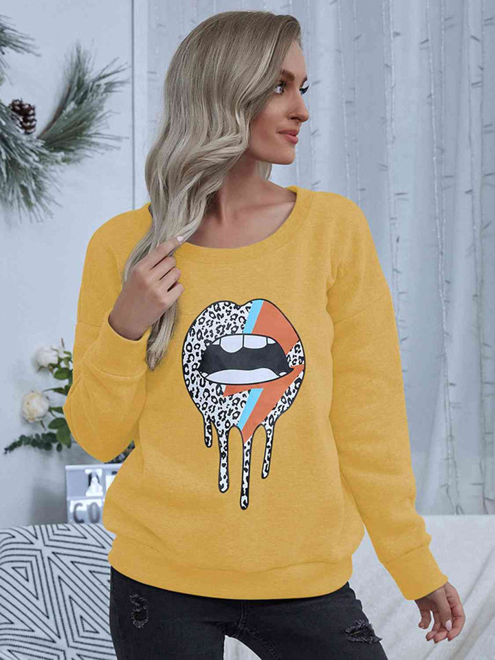 Lip Graphic Round Neck Sweatshirt | 1mrk.com