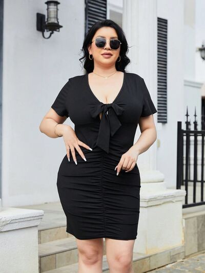 Plus Size Ruched Tied Short Sleeve Mini Dress |1mrk.com