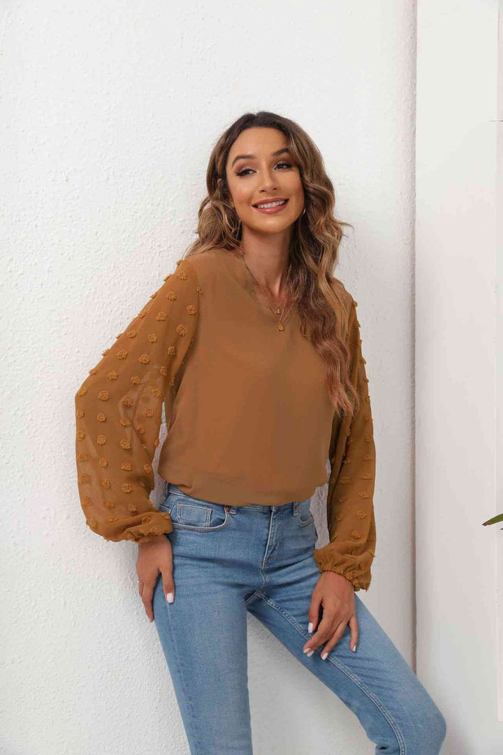 Swiss Dot Balloon Sleeve Blouse | 1mrk.com