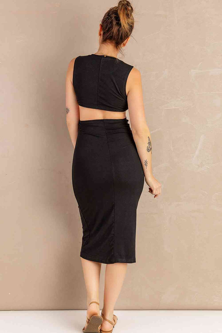 Twist Front Cutout Sleeveless Midi Dress |1mrk.com