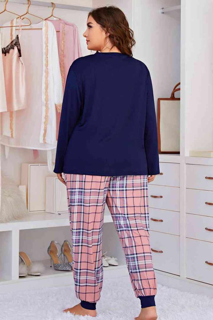 Plus Size Heart Graphic Top and Plaid Joggers Lounge Set | 1mrk.com