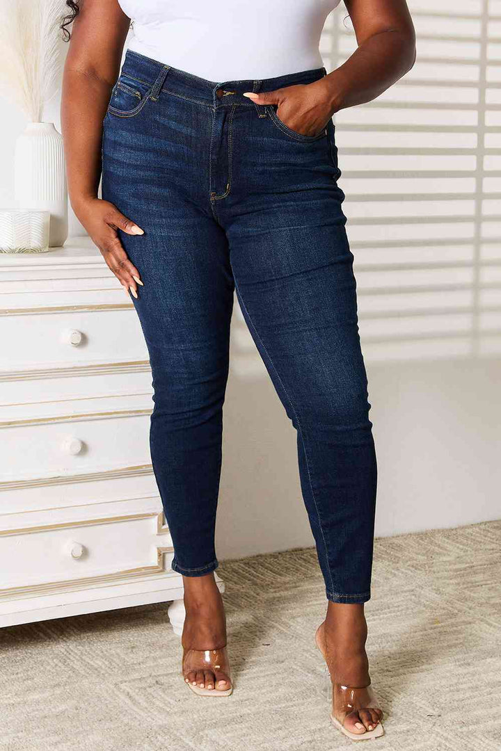 Judy Blue Full Size Skinny Jeans with Pockets | 1mrk.com