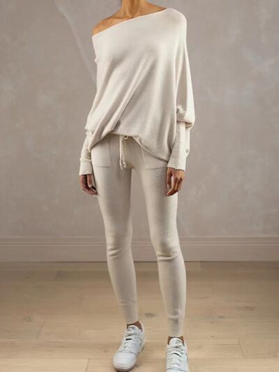 Full Size Boat Neck Batwing Sleeve Knit Top | Trendsi