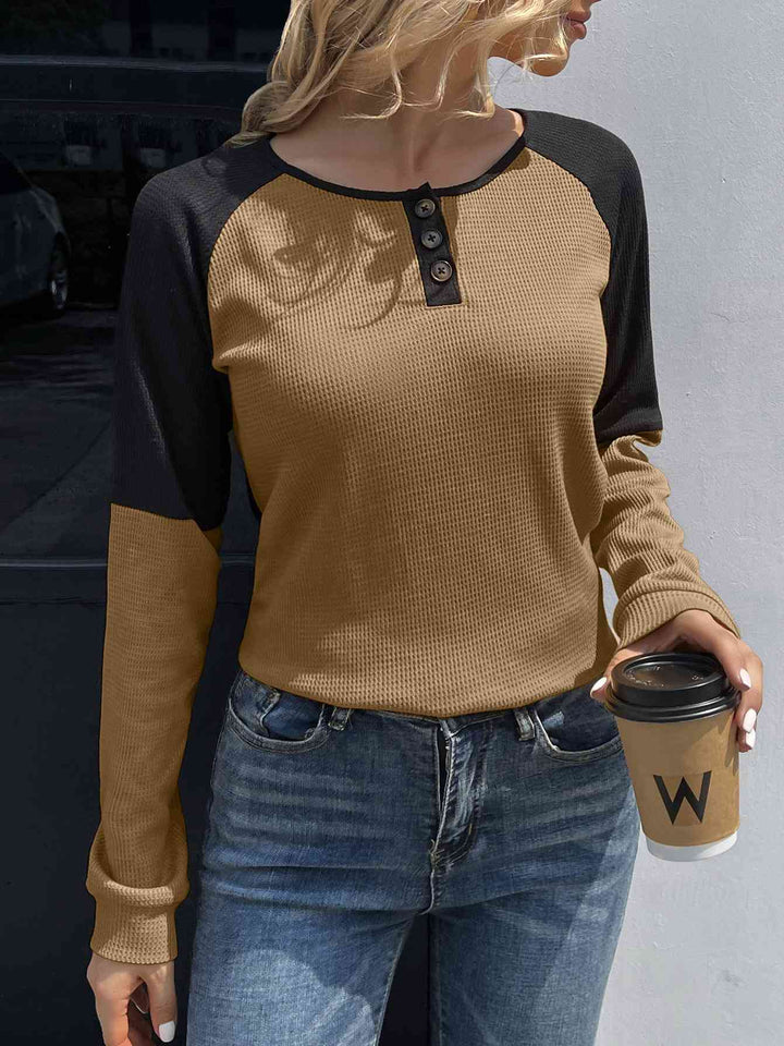 Contrast Buttoned Round Neck Raglan Sleeve Top | 1mrk.com