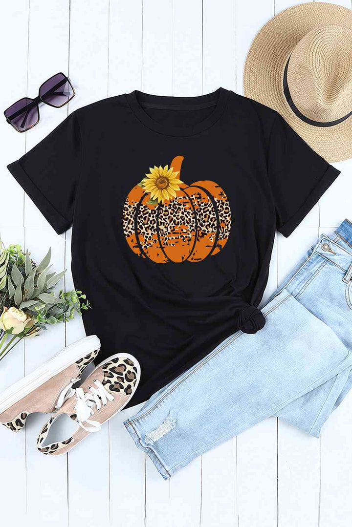 Floral Pumpkin Graphic Tee | 1mrk.com