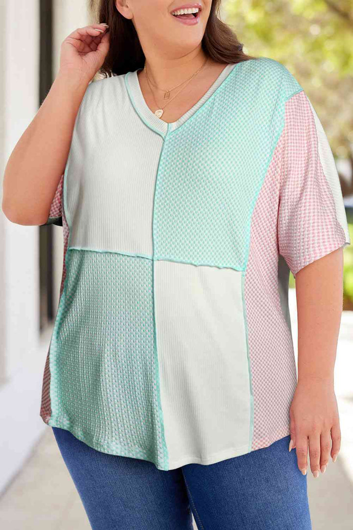 Plus Size Color Block V-Neck Top | 1mrk.com