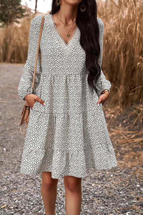 Lace Trim V-Neck Long Sleeve Dress |1mrk.com