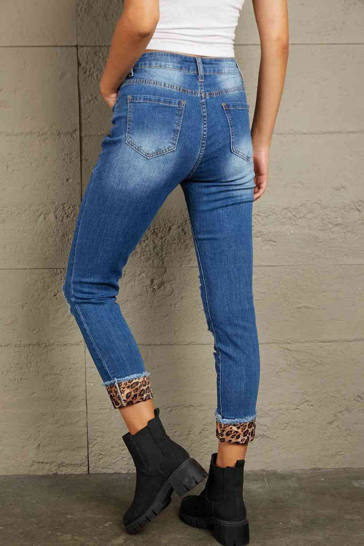 Baeful Leopard Patch Distressed Cropped Jeans | 1mrk.com