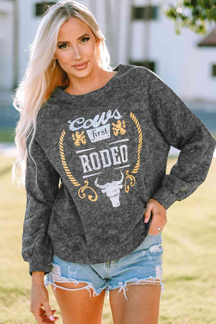 Mineral Washed COW'S FIRST RODEO Round Neck Raglan Sleeve Sweatshirt |1mrk.com