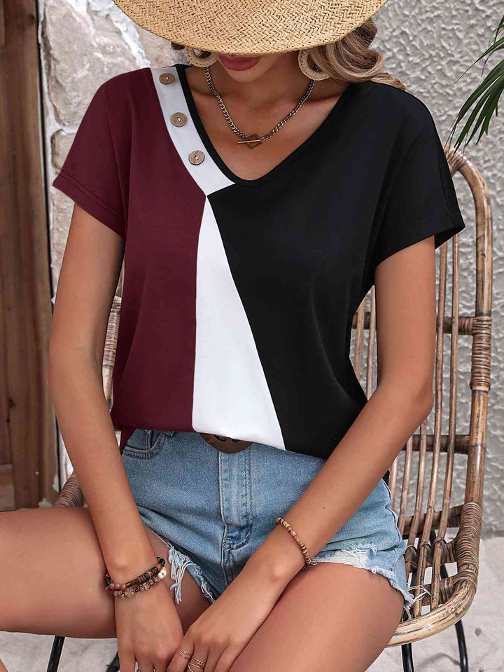 Color Block Decorative Button V-Neck Tee | 1mrk.com