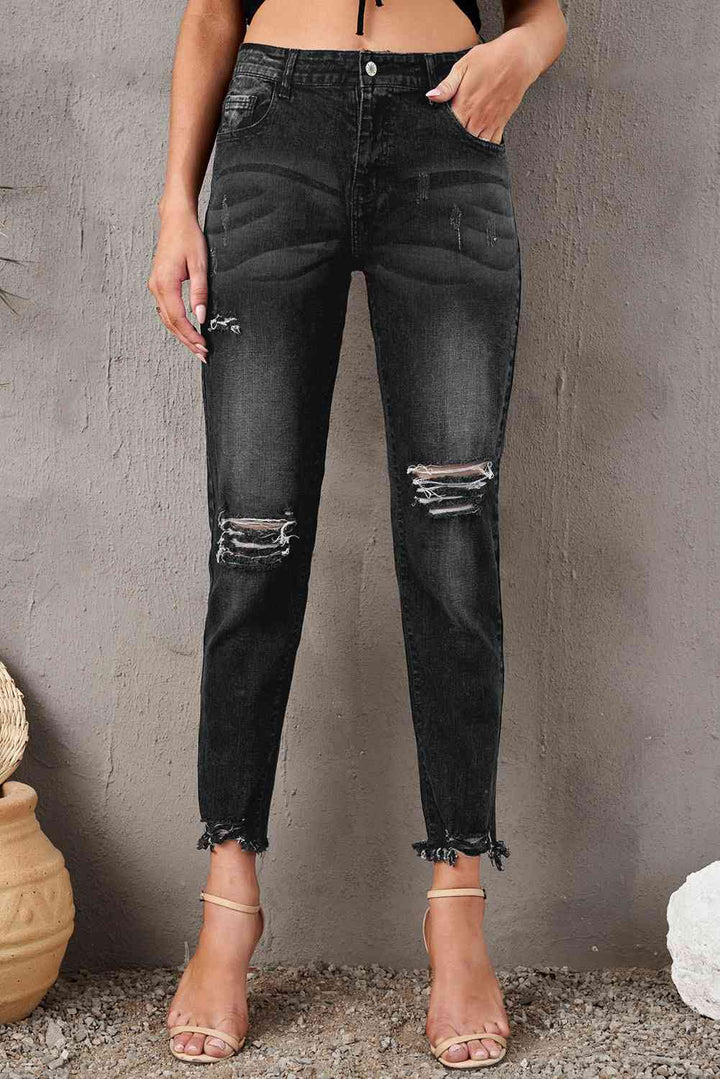 Stylish Distressed Cropped Jeans | 1mrk.com