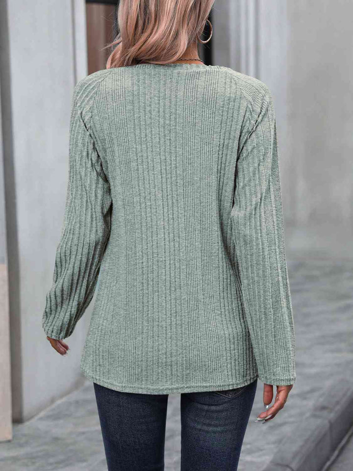 Ribbed Buttoned Round Neck Long Sleeve T-Shirt | 1mrk.com