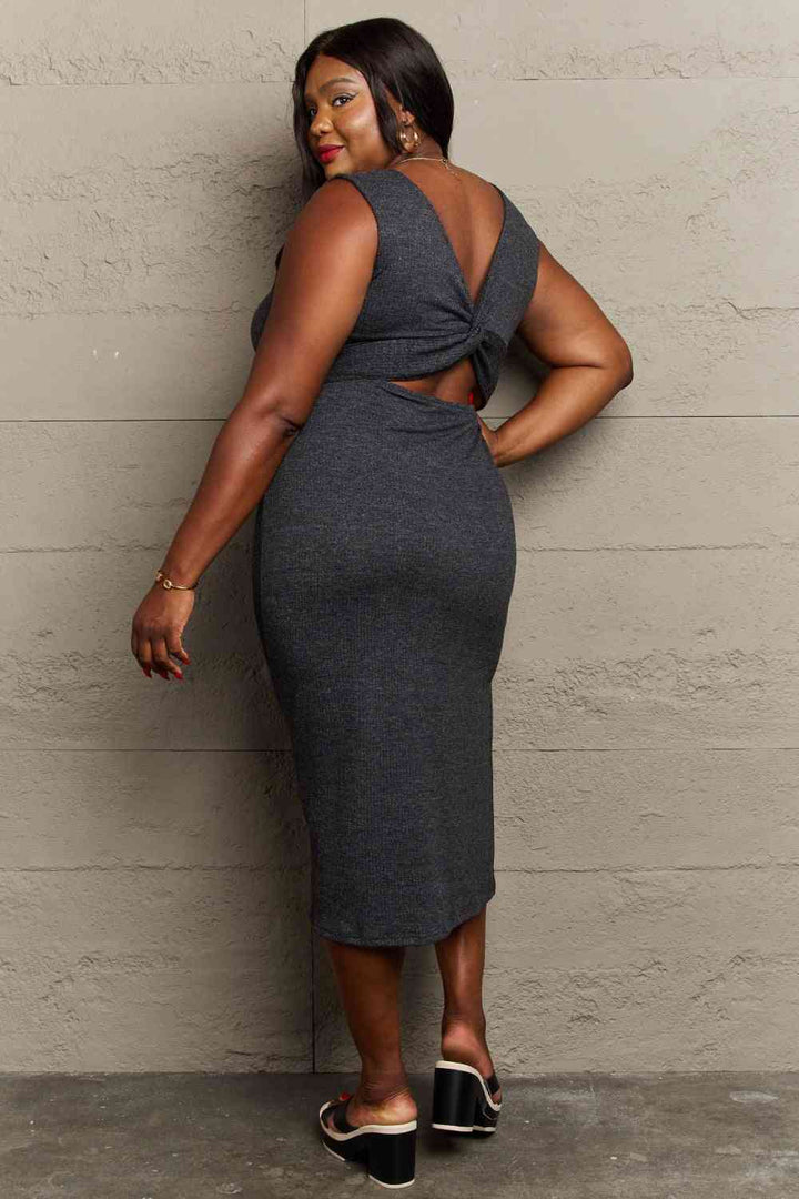 Sew In Love Full Size For The Night Fitted Sleeveless Midi Dress in Black | 1mrk.com