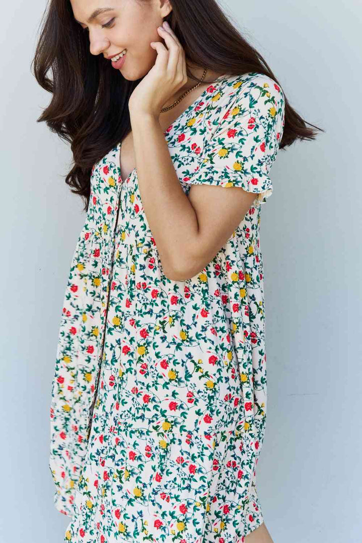 Ninexis Follow Me Full Size V-Neck Ruffle Sleeve Floral Dress | 1mrk.com