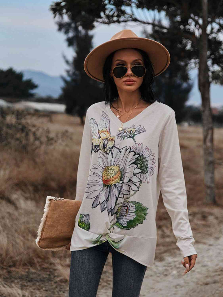 Floral Print Twisted V-Neck Long Sleeve Tee | 1mrk.com