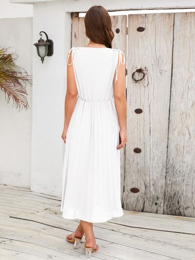 Pleated V-Neck Sleeveless Midi Dress |1mrk.com