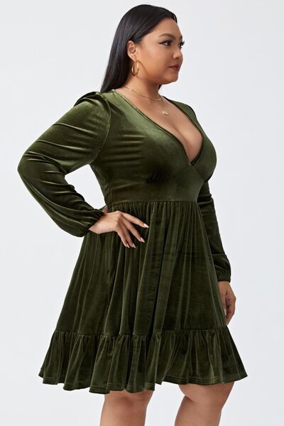 Plus Size Plunge Long Sleeve Mini Dress |1mrk.com