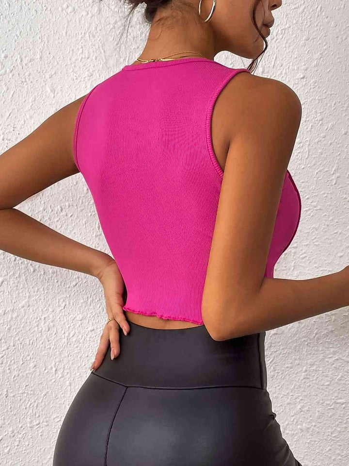 Exposed Seam Scoop Neck Cropped Tank | 1mrk.com