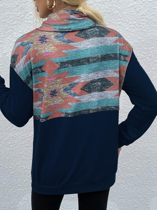 Geometric Drawstring Long-Sleeve Sweatshirt |1mrk.com