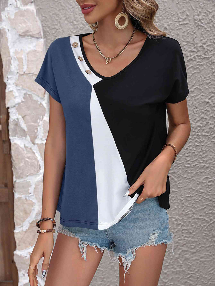 Color Block Decorative Button V-Neck Tee | 1mrk.com