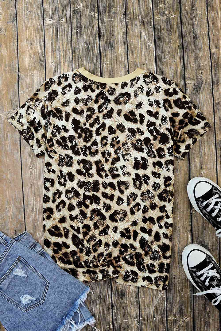 BE KIND Heart Graphic Leopard Round Neck Tee | 1mrk.com