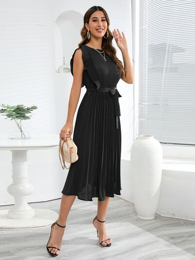 Tied Round Neck Pleated Midi Dress |1mrk.com