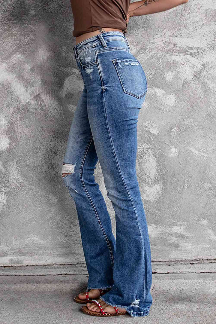 Distressed Flared Jeans with Pockets | 1mrk.com