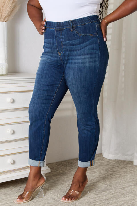 Judy Blue Full Size Skinny Cropped Jeans | 1mrk.com