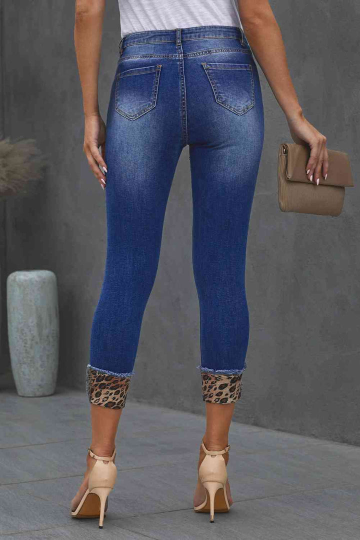 Baeful Leopard Patch Distressed Cropped Jeans | 1mrk.com