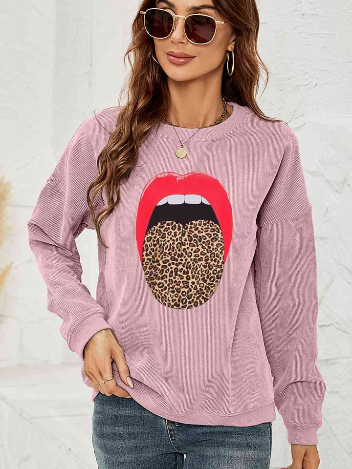 Round Neck Dropped Shoulder MAMA Graphic Sweatshirt | 1mrk.com