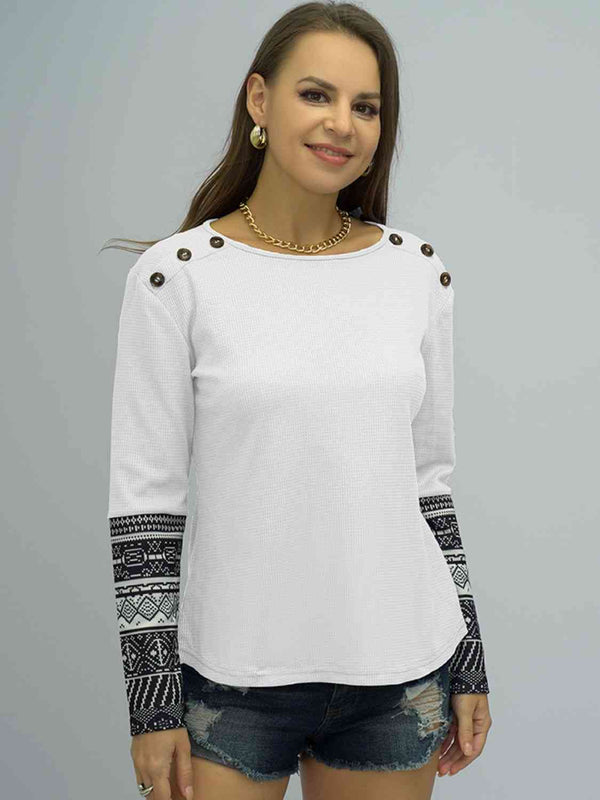 Printed Round Neck Buttoned Shoulder Tee | 1mrk.com