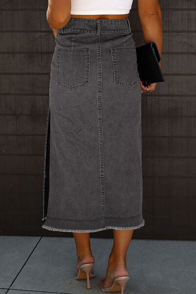 Raw Hem Slit Pocketed Midi Denim Skirt |1mrk.com