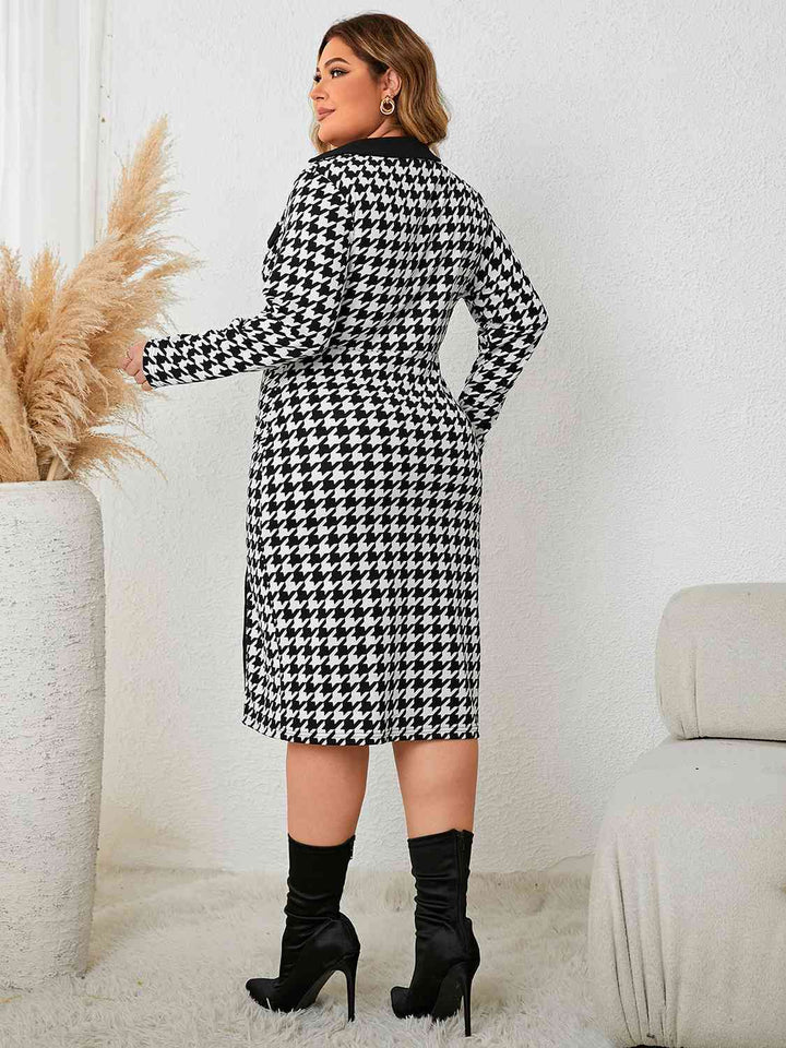 Plus Size Houndstooth Long Sleeve Slit Dress |1mrk.com