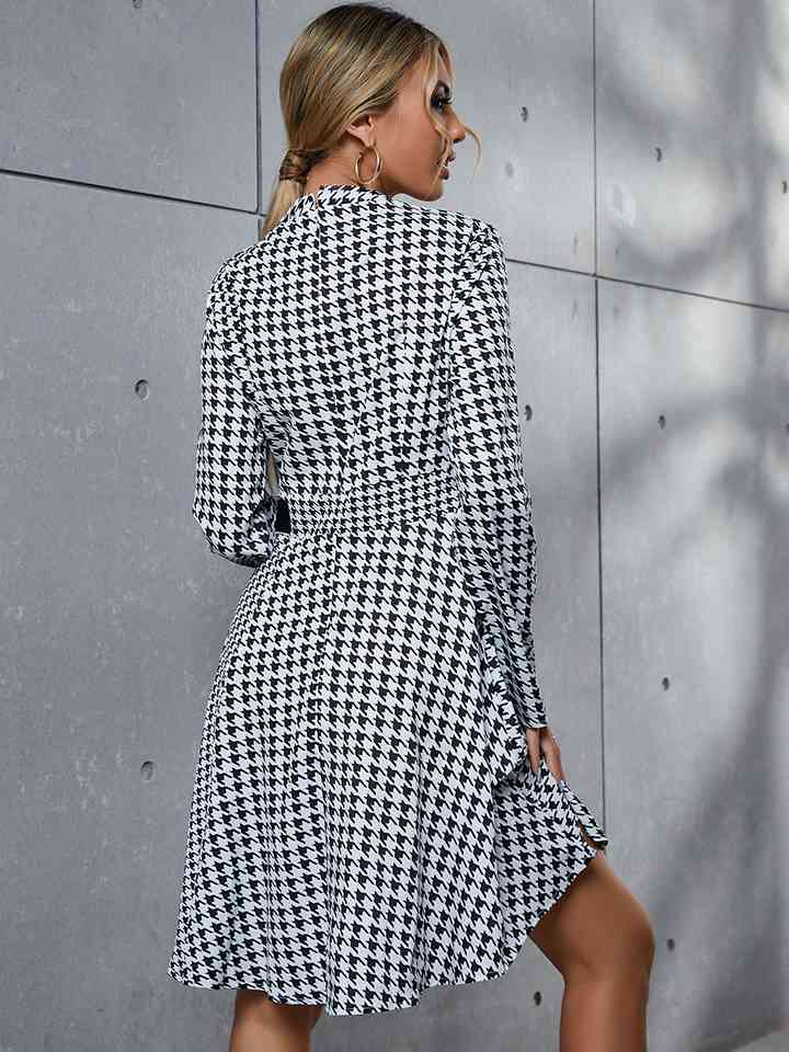 Houndstooth Long Sleeve Round Neck Dress |1mrk.com