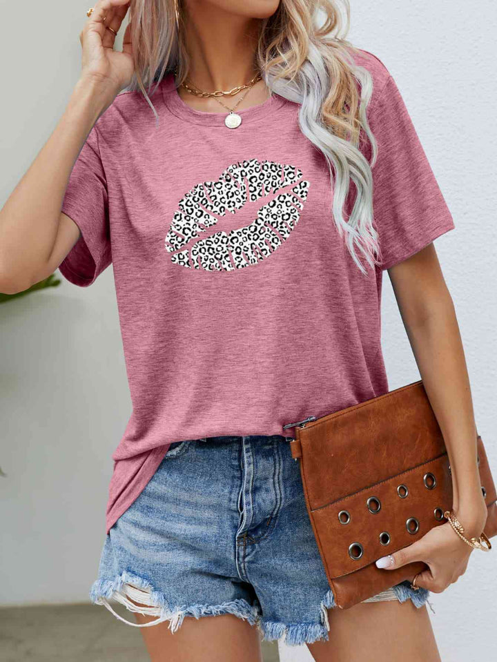 Leopard Lip Graphic Round Neck Tee | 1mrk.com