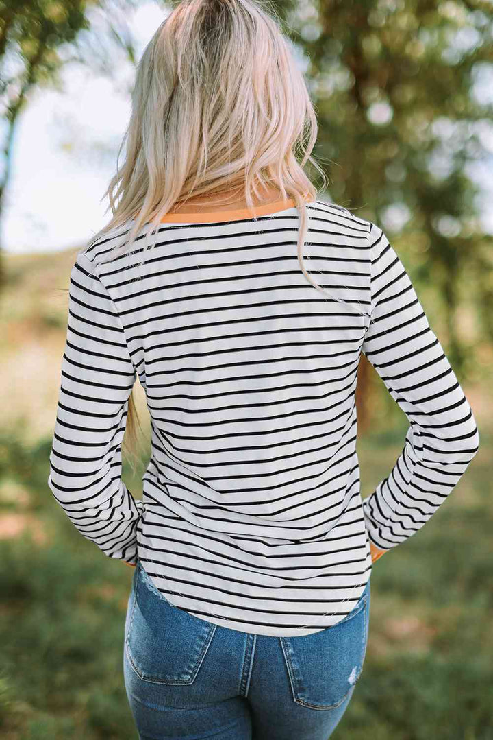 Striped Contrast Trim Quarter Snap T-Shirt | 1mrk.com