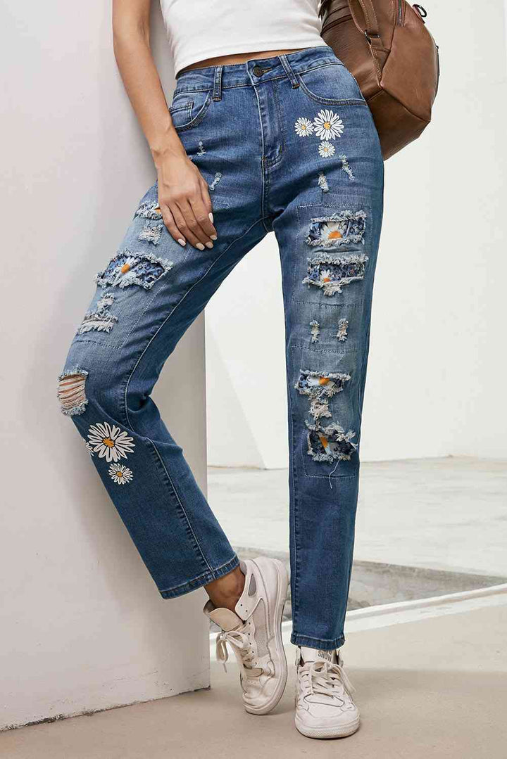 Baeful Printed Patch Distressed Boyfriend Jeans | 1mrk.com